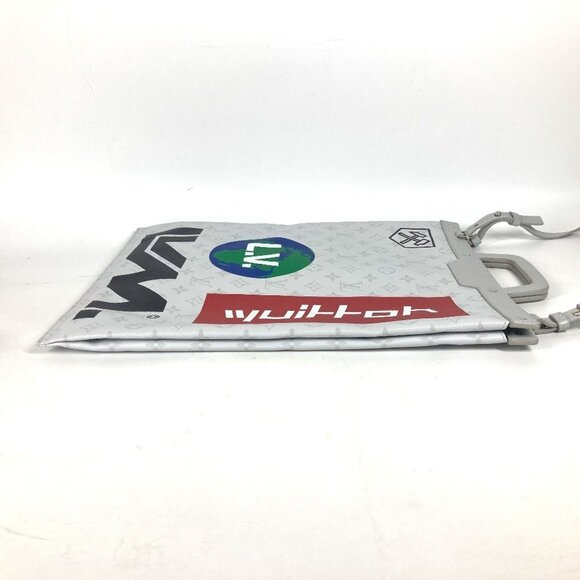 LOUIS VUITTON White Monogram Shoulder Bag - Picture 3 of 16